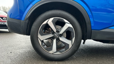 Nissan Qashqai 1.3 DiG-T MH N-Connecta 5dr Petrol Hatchback